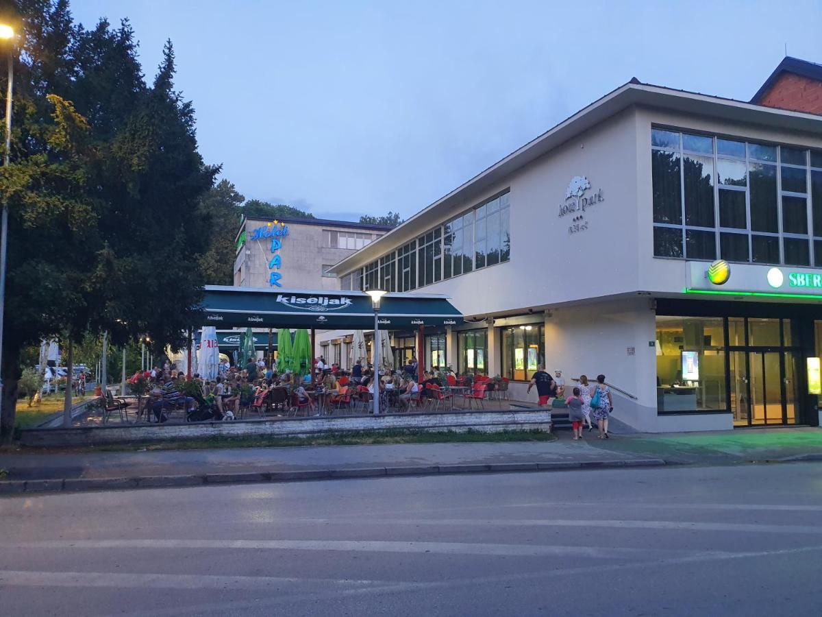 Park Hotel Bihać 外观 照片