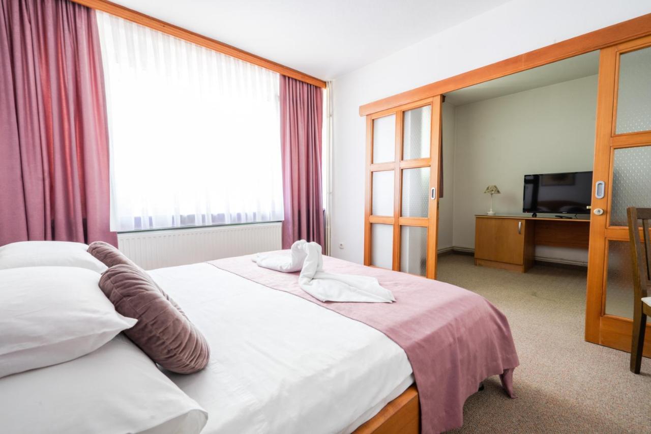 Park Hotel Bihać 外观 照片