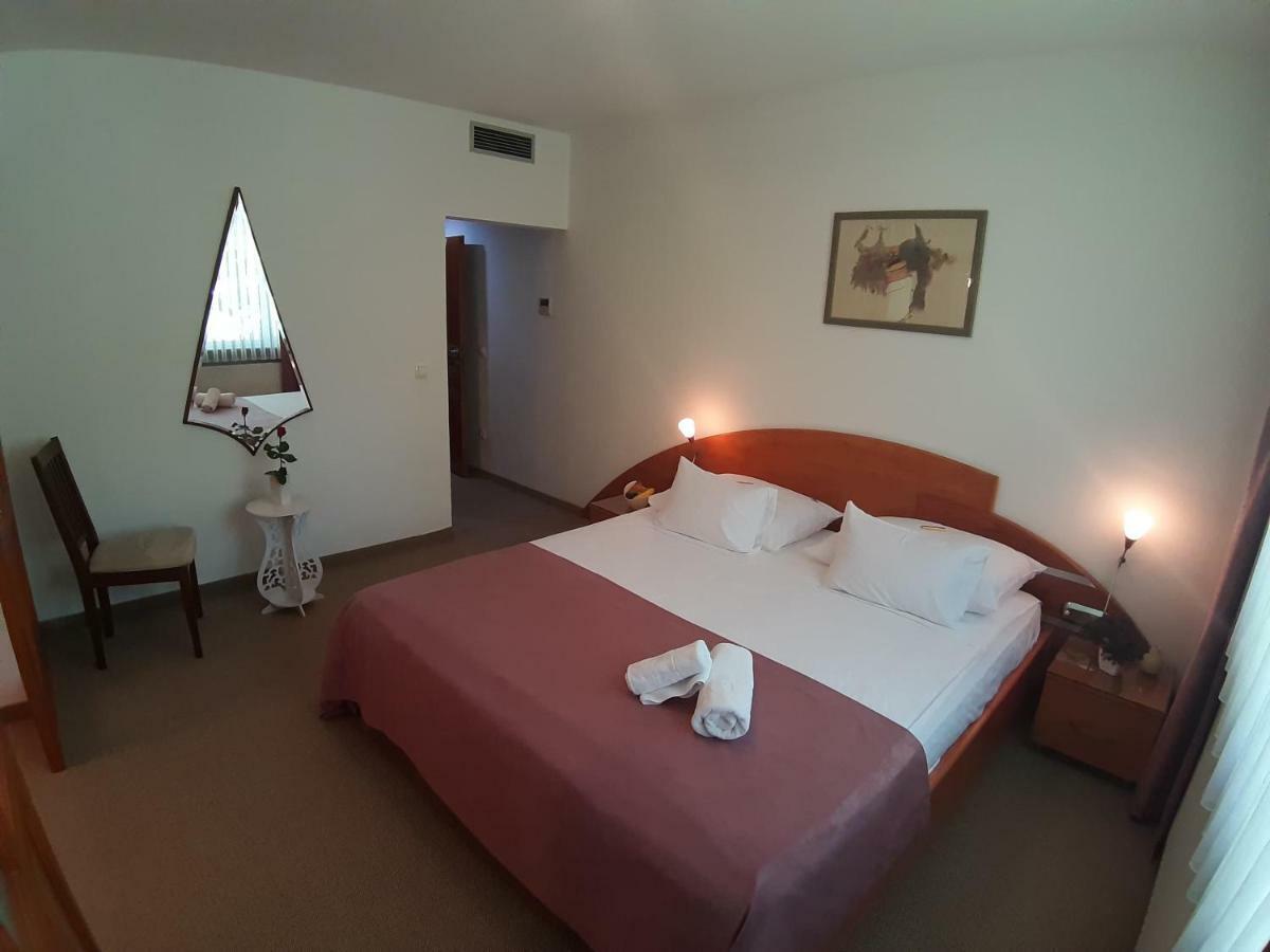 Park Hotel Bihać 外观 照片
