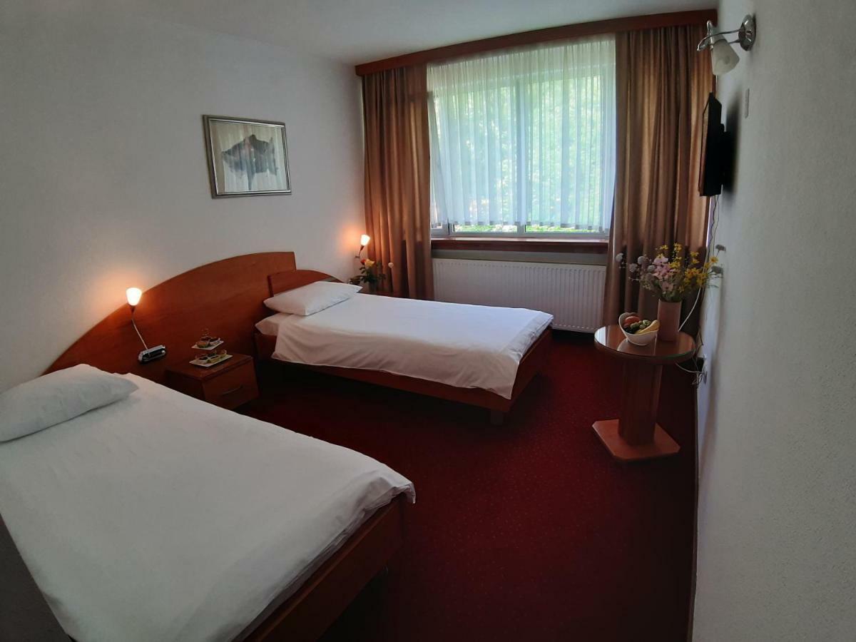 Park Hotel Bihać 外观 照片